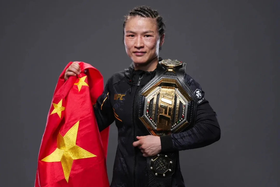 张伟丽2024年获世界MMA大奖最佳女拳手