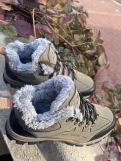 保暖性与舒适性兼顾的雪地靴