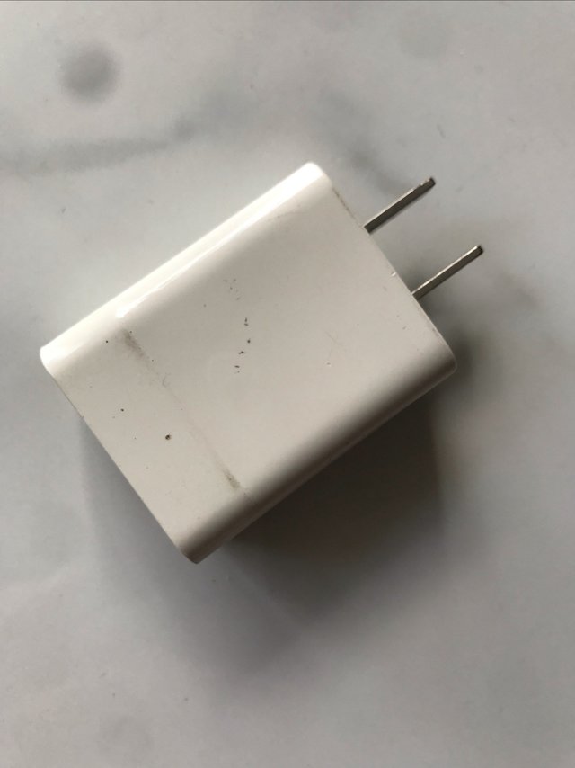 手机充电头还是原装的好用