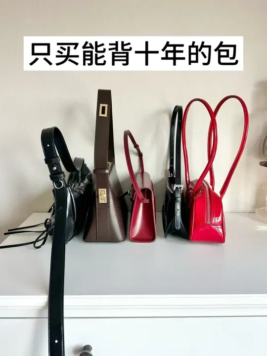 终于知道外国人为什么不敢背爱马仕出门了..