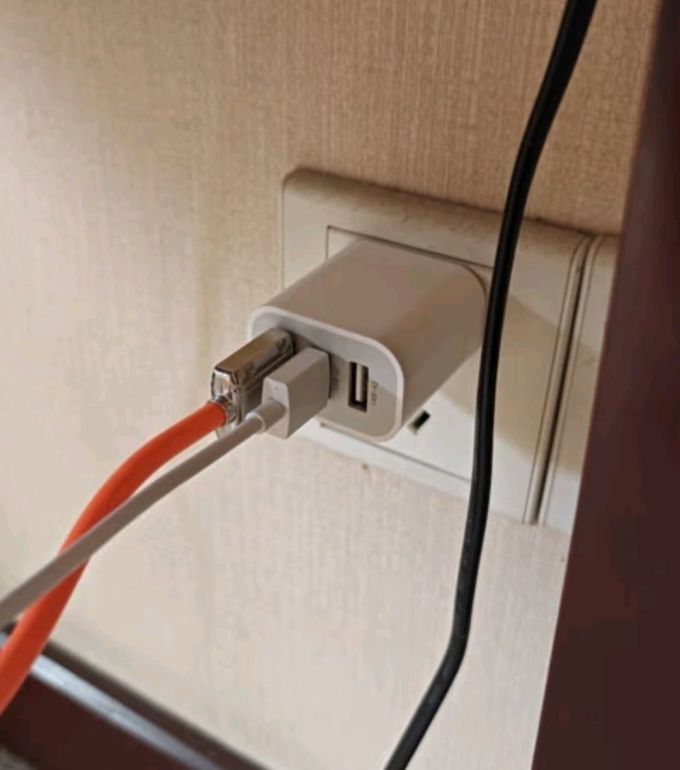 斯泰克充电器