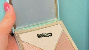 双旦彩妆好物 | 今年用到最好用修容盘，一盘可以解决高光和修容 