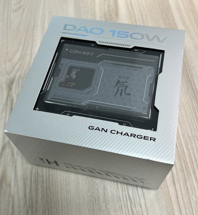 努比亚充电器