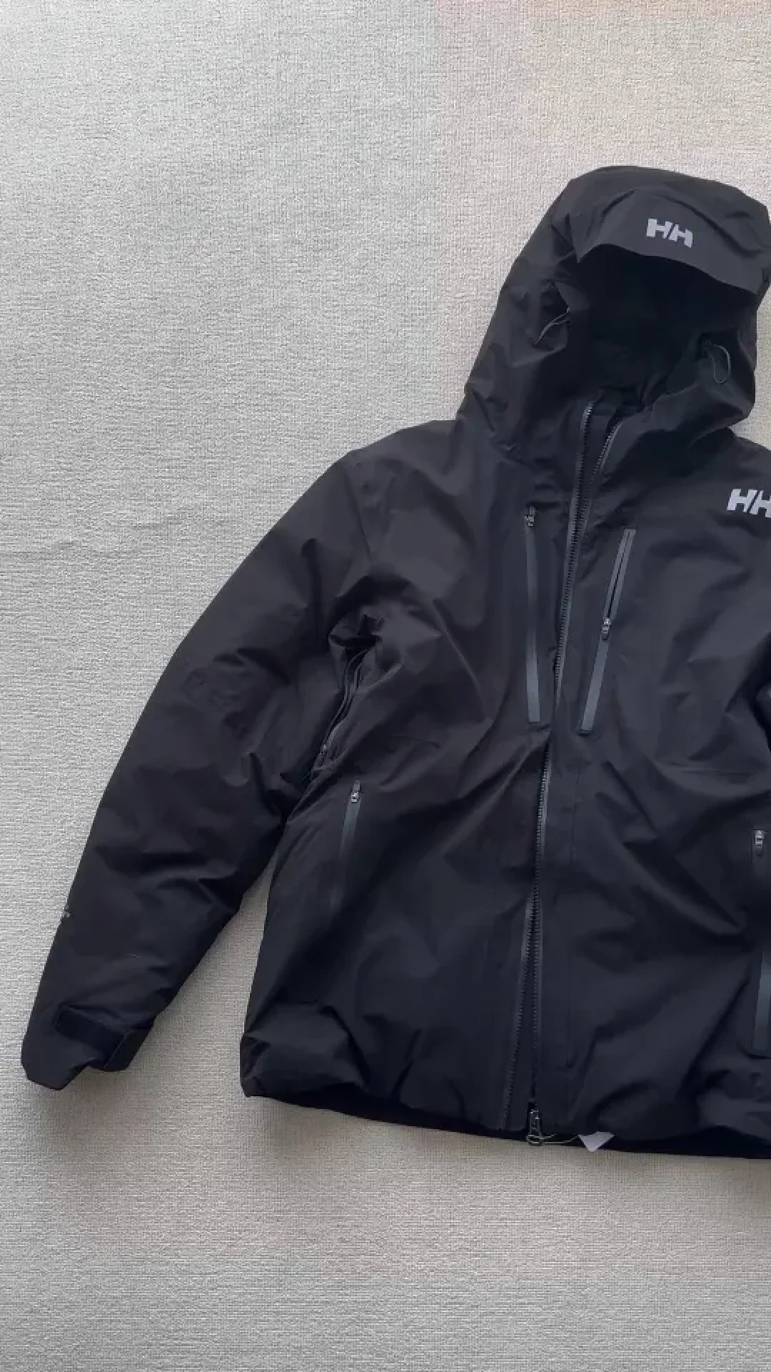 Helly Hansen：专业户外品牌的高性价比之选