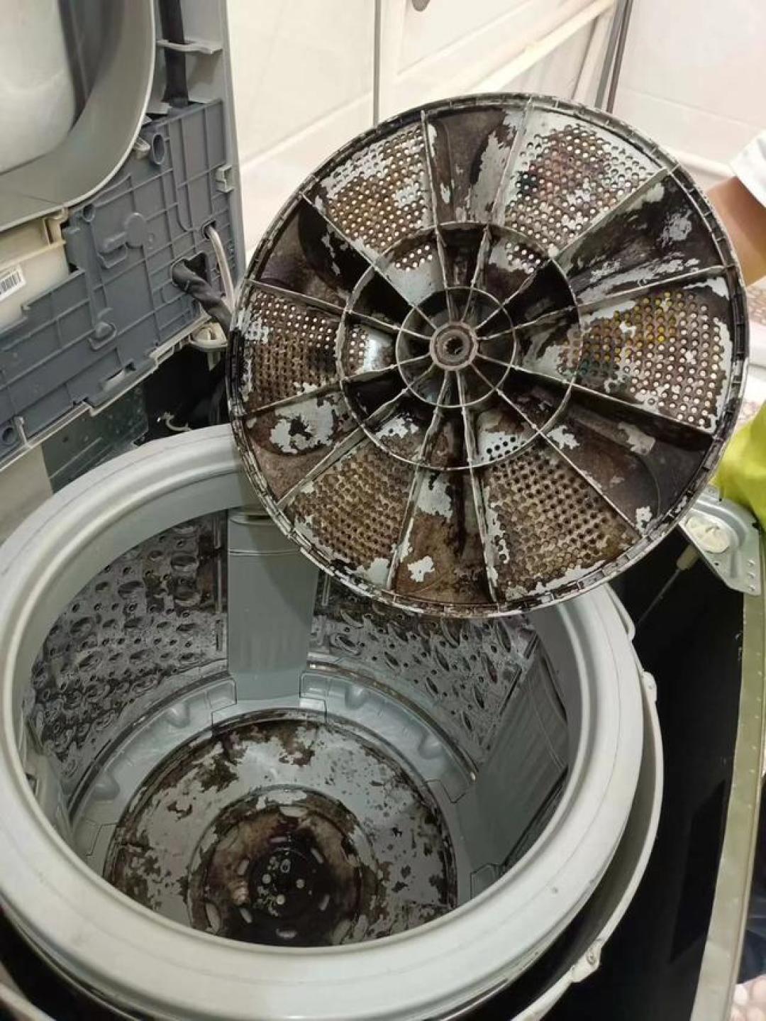 洗衣机清洁大揭秘:让衣物更洁净,操作更简单的实用技巧全集