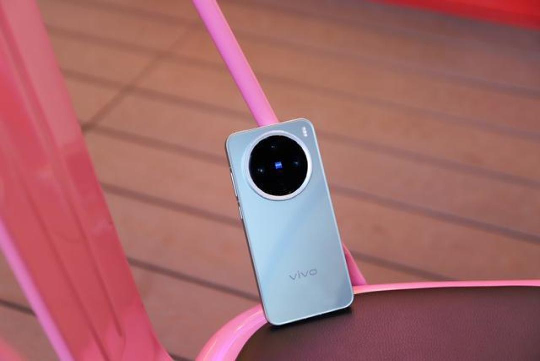 小屏旗舰vivo X200 Pro Mini深度体验：设计精致，性能强悍