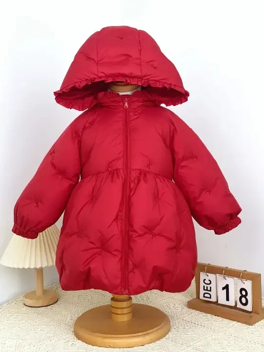 女儿新年的战袍就选这件吧~长款保暖又好看！ #新年穿搭 #儿童羽绒服 #新年装 #高品质童装 #戴维贝拉