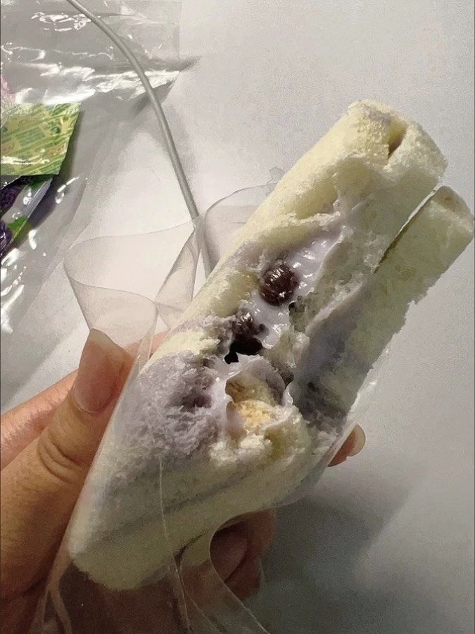 喏酱面包