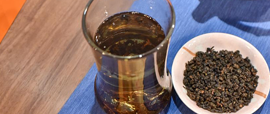 香传千年，味承古今：万紫千红中国红茶的雅致之旅