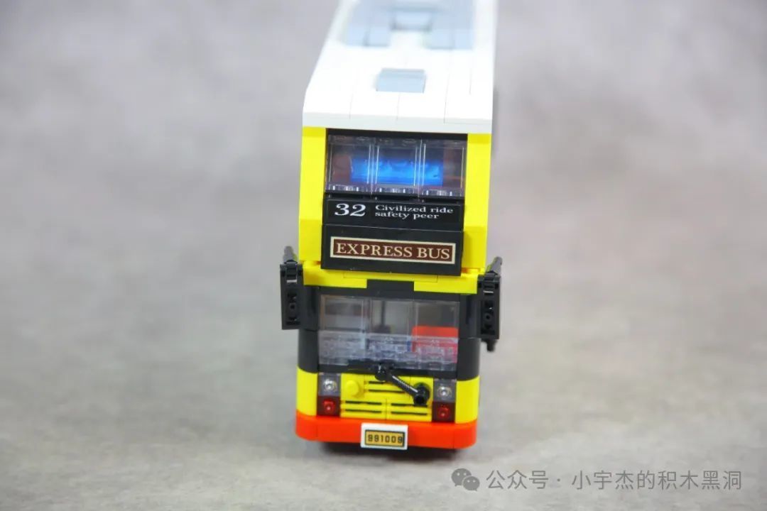 【小雨姐评测】哲高ZHEGAO 991009  双层大巴士Nostalgic Classic Bus
