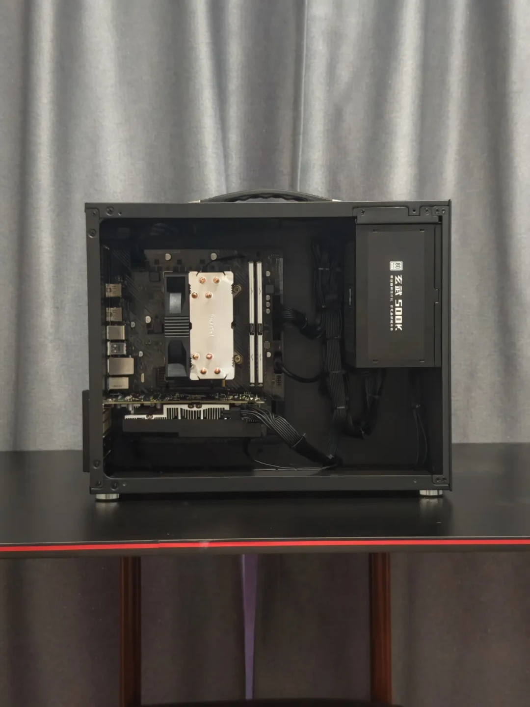 华擎H610与i3-12100F实测:低预算用户的不二选择