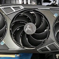 七彩虹（Colorful）iGame GeForce RTX 4070 Ti SUPER Vulcan OC 