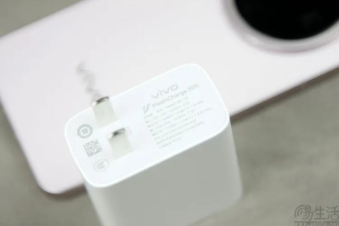 vivo X200 Pro mini详细解析:mini和Pro全都要