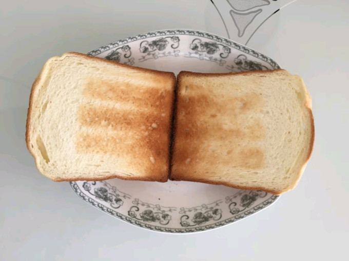 美的多士炉