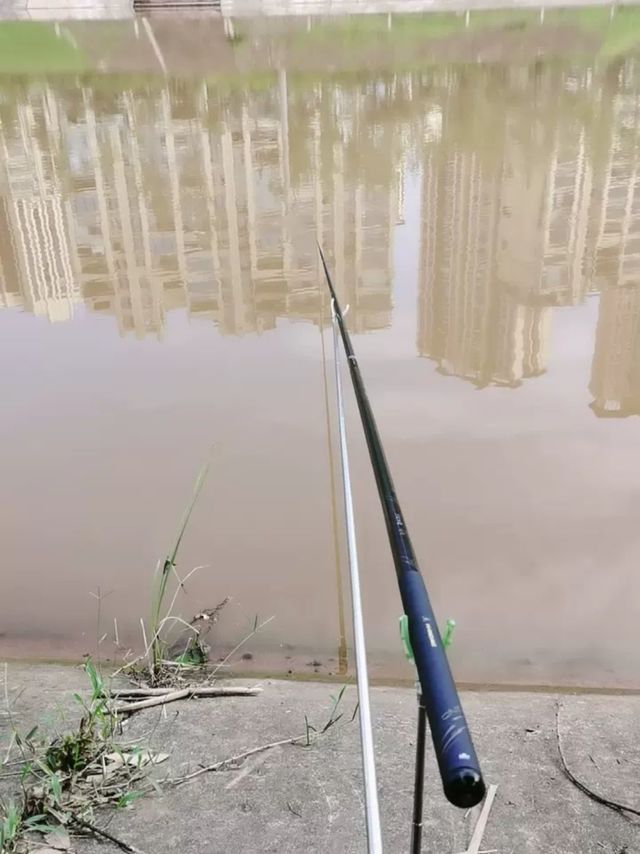 汉鼎一号超轻钓鱼竿