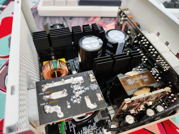 是不是只有理科生看得懂电源构造