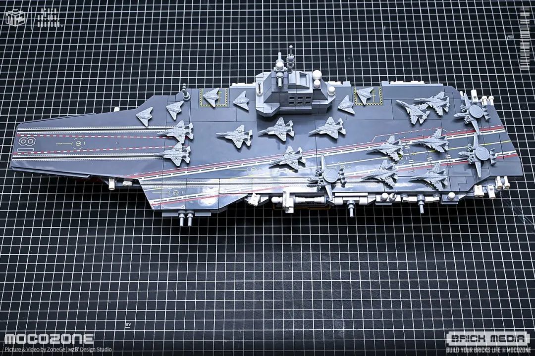 大国重器-福建舰,独家正版授权1:669比例设计很赞!