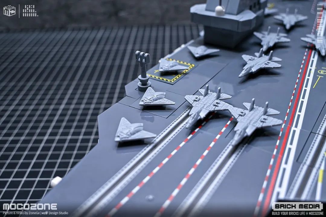 大国重器-福建舰,独家正版授权1:669比例设计很赞!