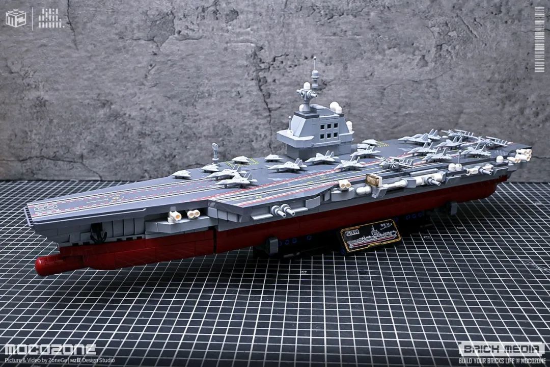 大国重器-福建舰,独家正版授权1:669比例设计很赞!