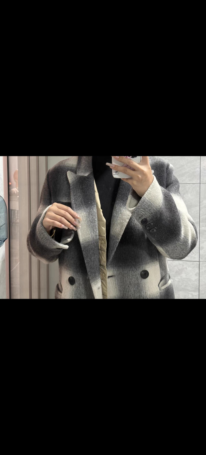 女士羽绒服