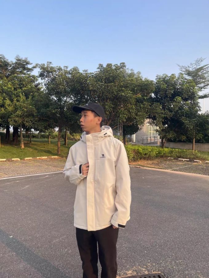 骆驼男士棉服