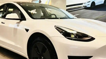 特斯拉Model 3：智能驾驶新风尚！