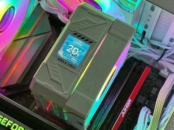 【装机帮扶站】第1194期：聊一套“白送”迷你显示屏的装机方案