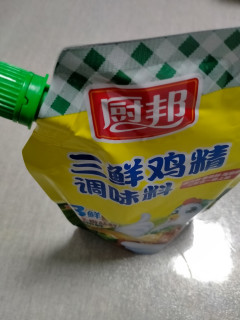 厨邦三鲜鸡精加嘴装，让美食更诱人！