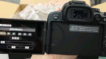 佳能EOS R10：轻量小型APS-C画幅微单相机的佼佼者