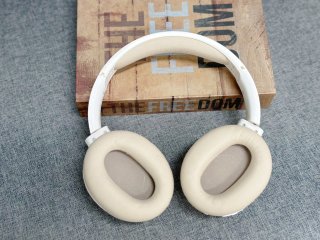 有没有适合月光族上班使用的耳机品牌推荐？