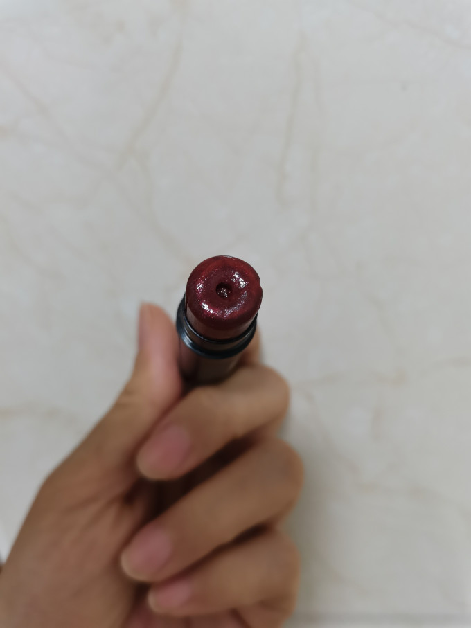珂润润唇膏
