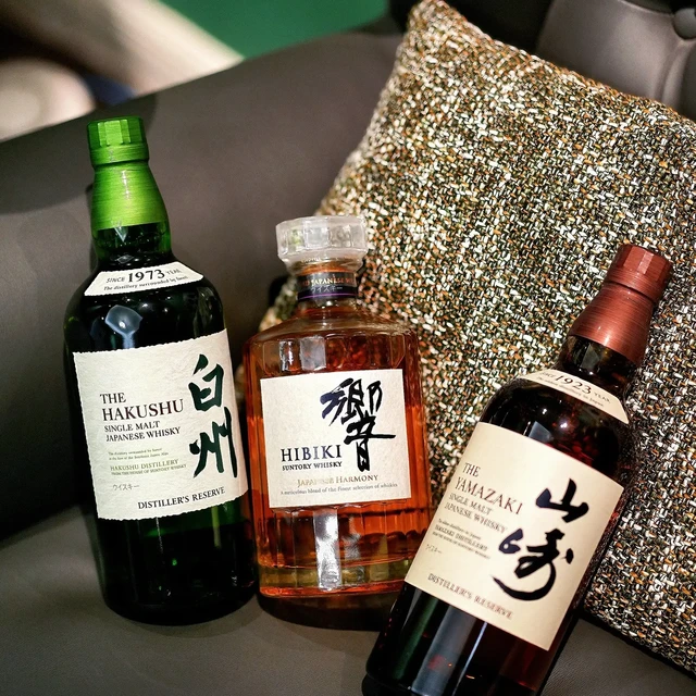 白州 THE HAKUSHU 1973年 180ml 4本セット THE HAKUSHU 白州1973 单一麦芽日本威士忌43%vol 180ml*2瓶