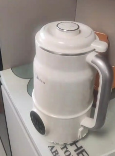 🥤家的味道，美的豆浆机DJ15B-G100S90，一键开启幸福早晨！