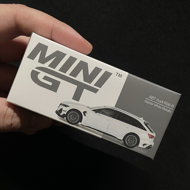 MiniGT ABT Audi Rs-6 R 冰山金属白