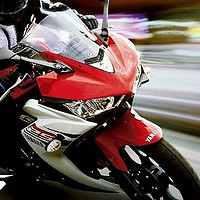 ‌雅马哈 Yamaha YZF-R25 本土版摩托车：性能与性价比的完美融合‌