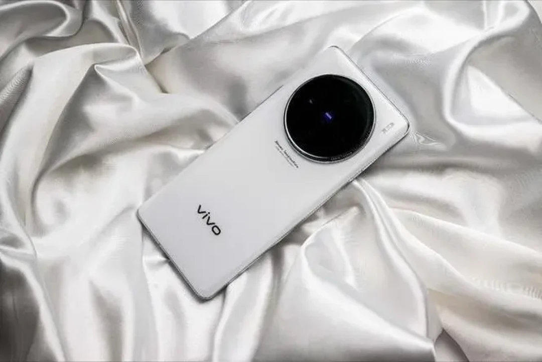 vivo X100 Ultra:性能与影像双重加持
