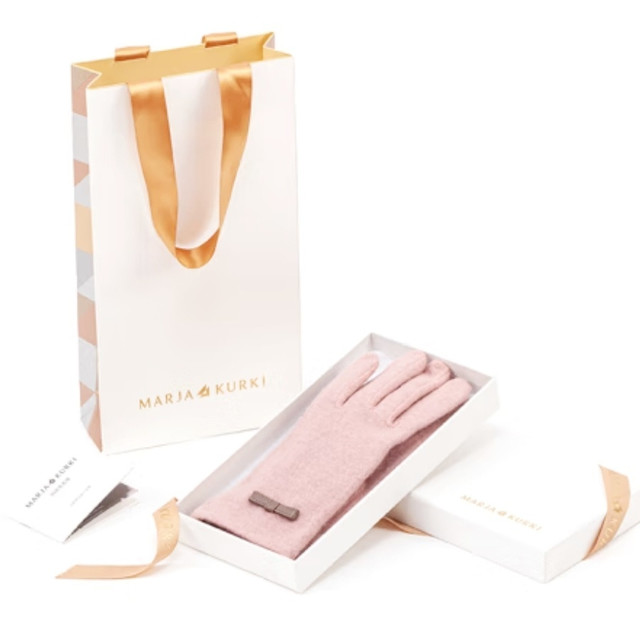 冬季时尚保暖：玛丽亚·古琦 冰月凝雪羊毛手套