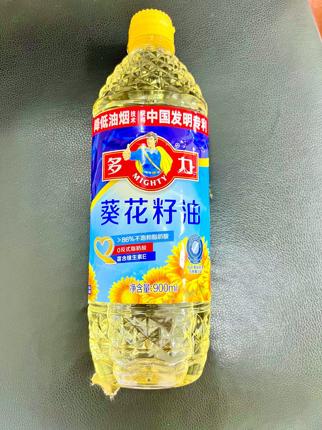 看到大妈爆料，买了多力葵花籽油，过年用