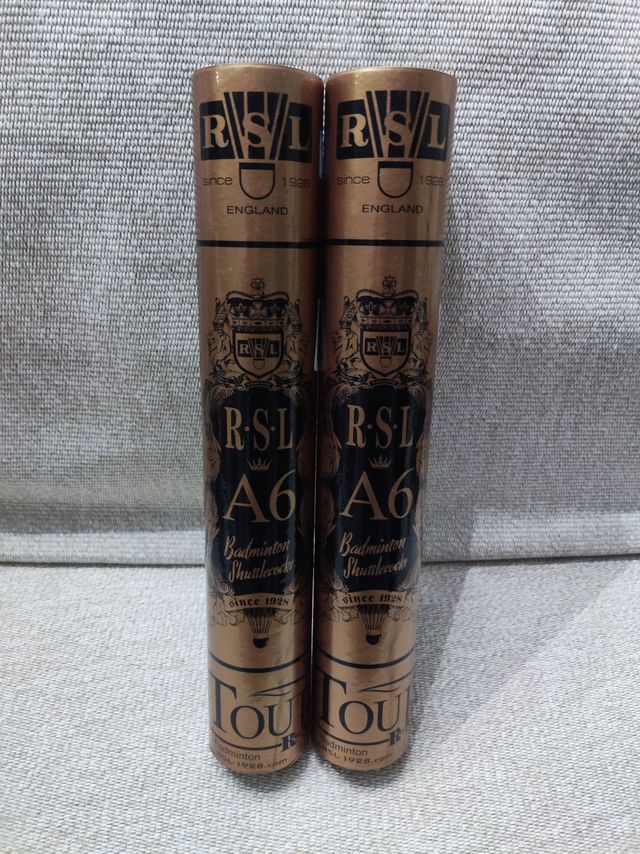 打羽毛球是儿子带动起来的兴趣，买两筒亚狮龙RSL-A6羽毛球测试