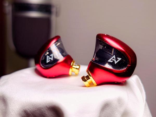 AVIOT TE-J1-AiNA 限定款降噪真无线耳机体验 - TDS REVIEW