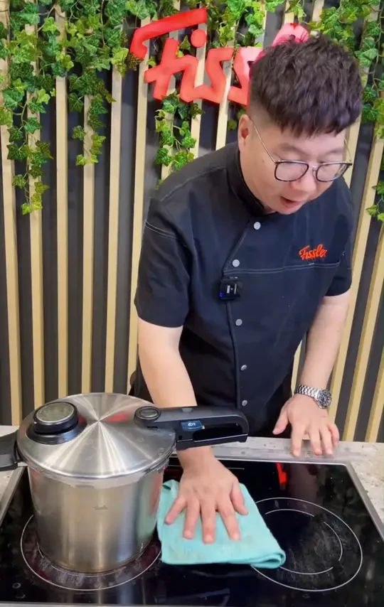 德国菲仕乐，德国工艺高压锅，全部原装进口 #菲仕乐  #高压锅  #厨房好物  #原装进口