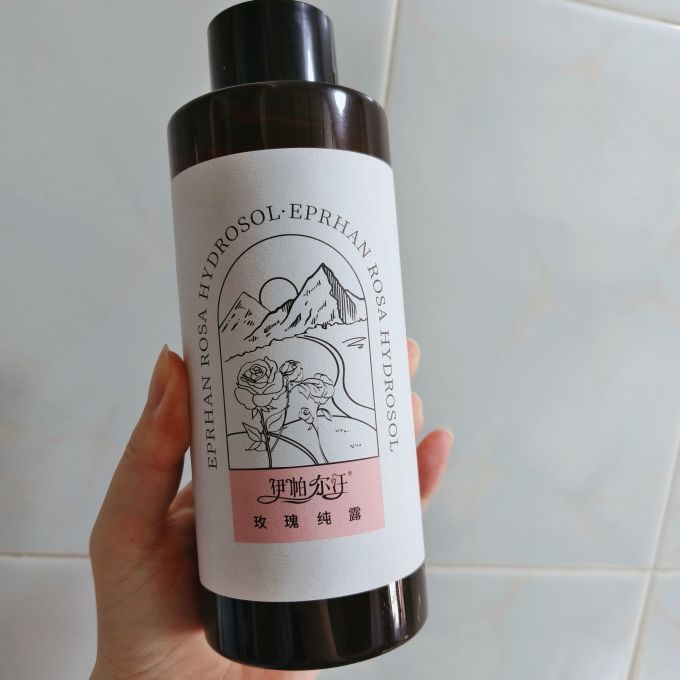 伊帕尔汗爽肤水
