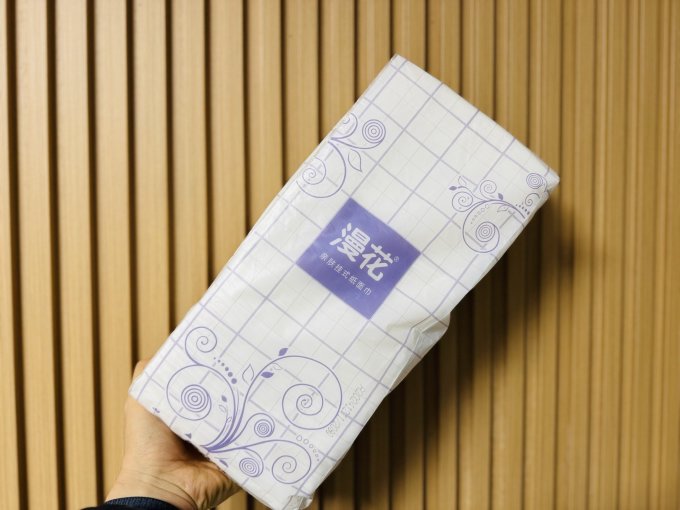 漫花纸品湿巾