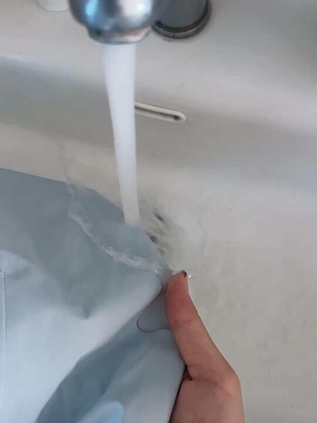 滑雪服清洗与保养指南:延长使用寿命的实用技巧