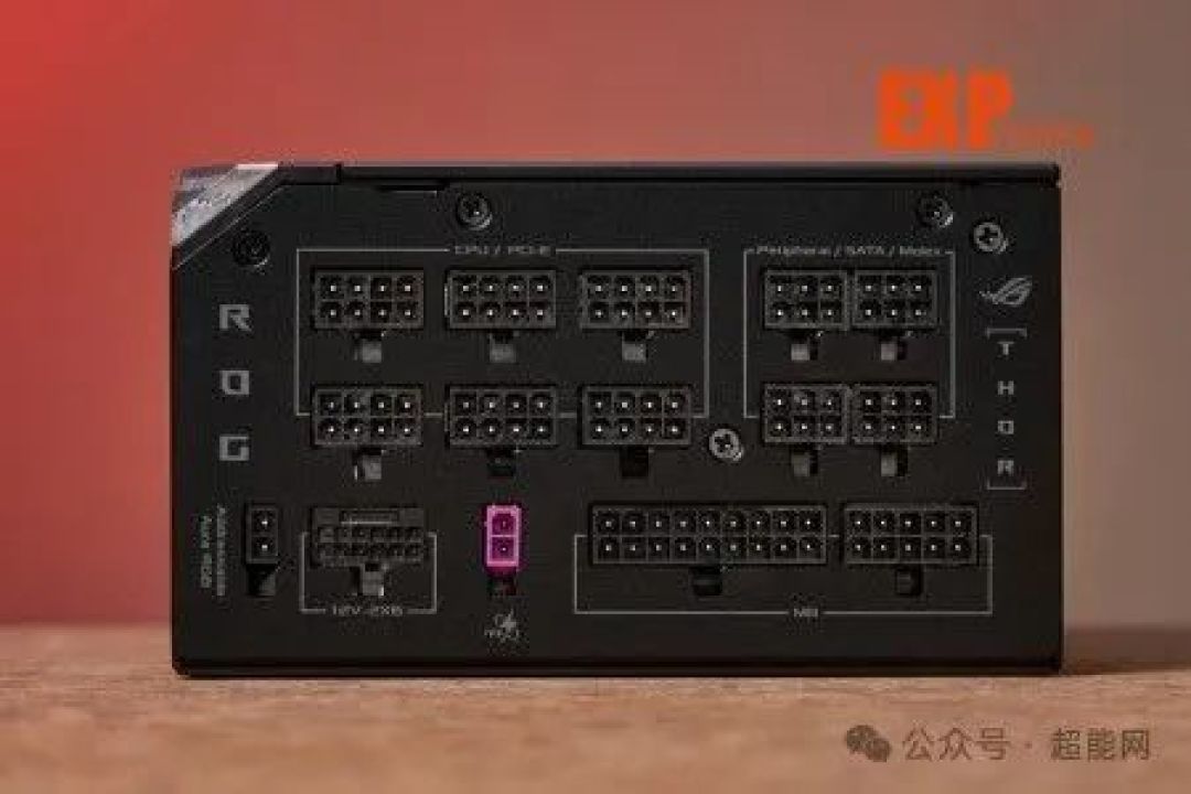 ROG THOR雷神III 1200W电源图赏:利用设计巧思让外观高级感再进一步