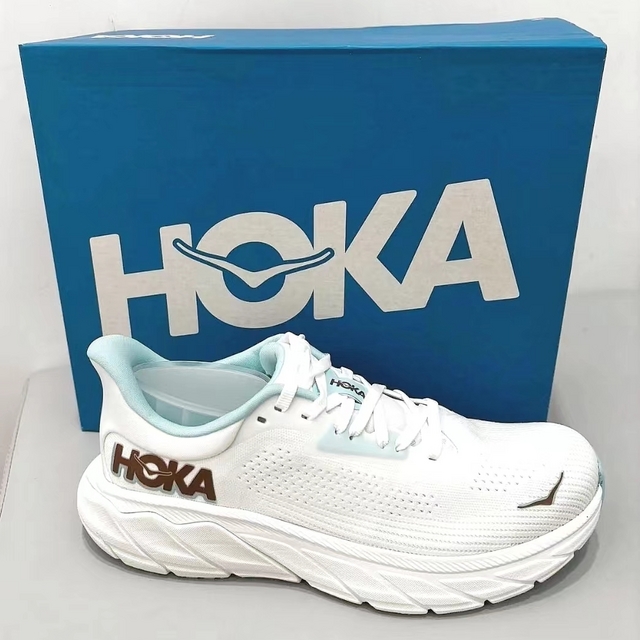 很清新的配色￤HOKA ONE ONE ARAHI 7