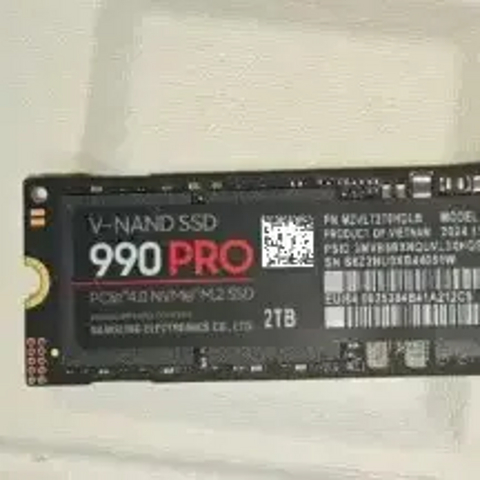 三星990pro怎么样，可以买吗？