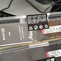 金士顿FURY 16GB DDR4 3200 C16 台式机内存条 Beast野兽系列 

