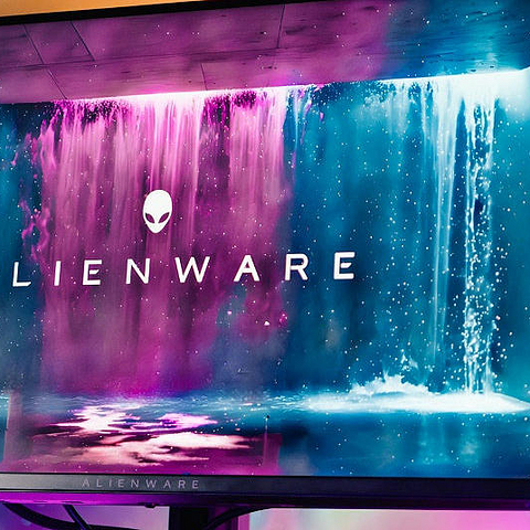 Alienware外星人AW2725QF游戏显示器评测：4K与360Hz全都要