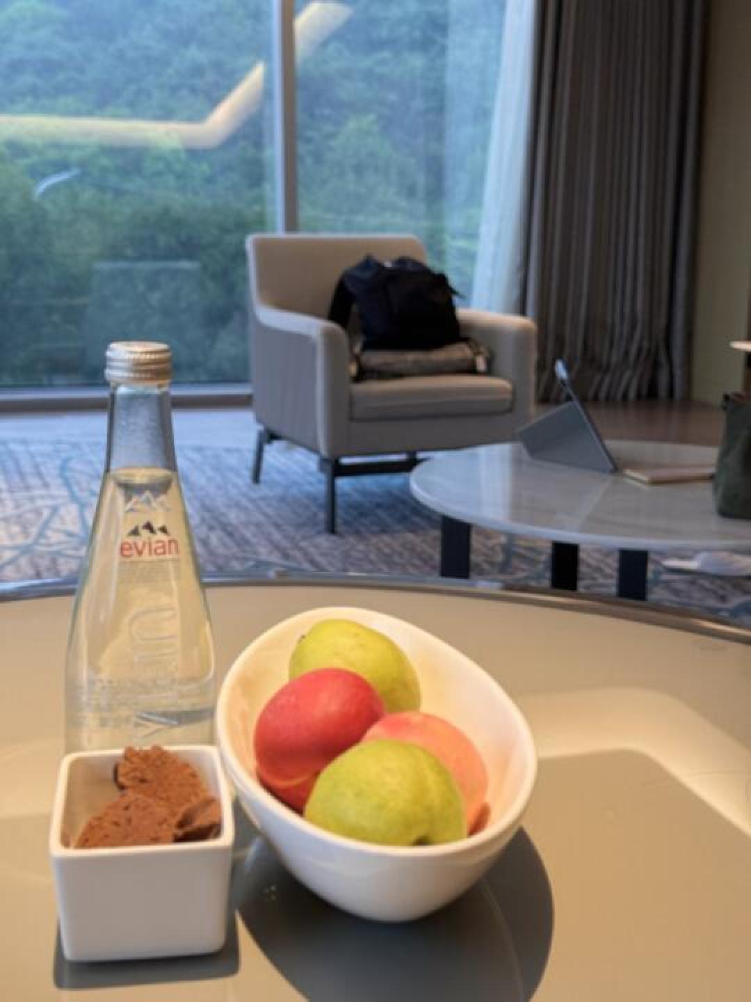 徐州万豪：湖光山色中的奢华套房体验与旅行心得分享